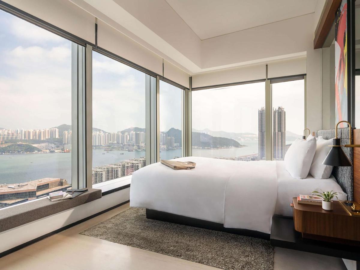East Khách sạn 5*