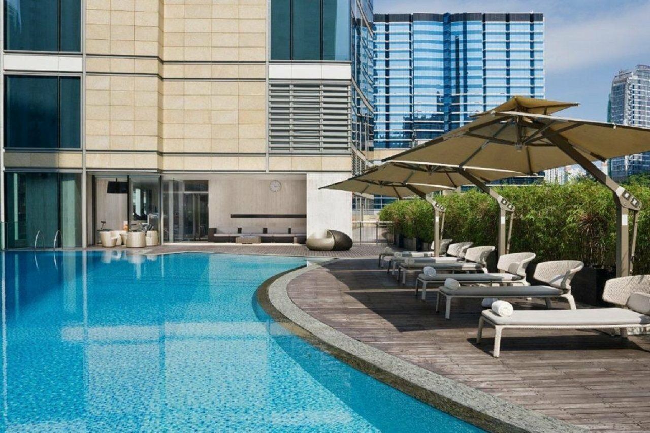 Khách sạn East 5*